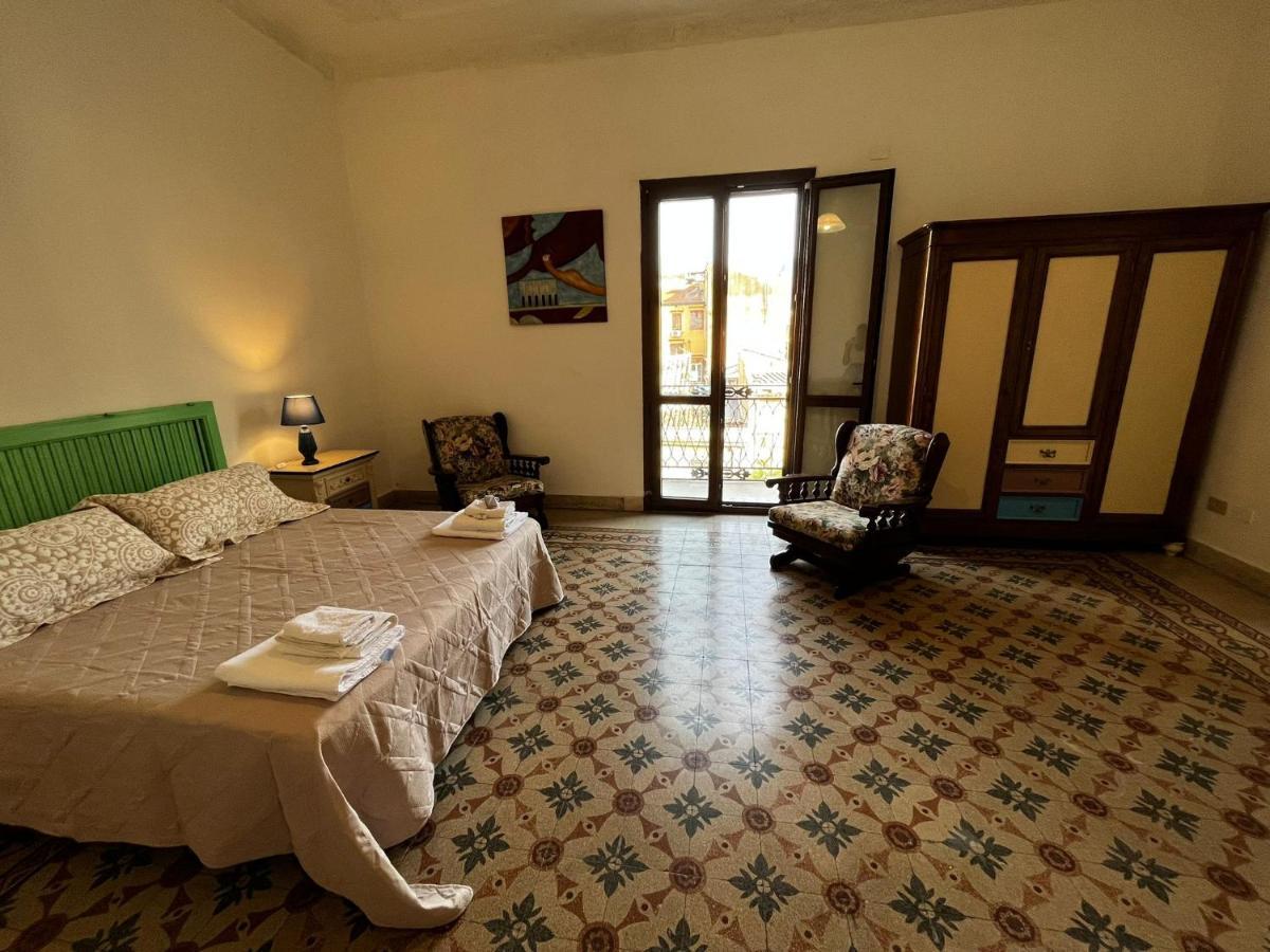 Mille Lire Peppe'S Home Palermo Eksteriør bilde
