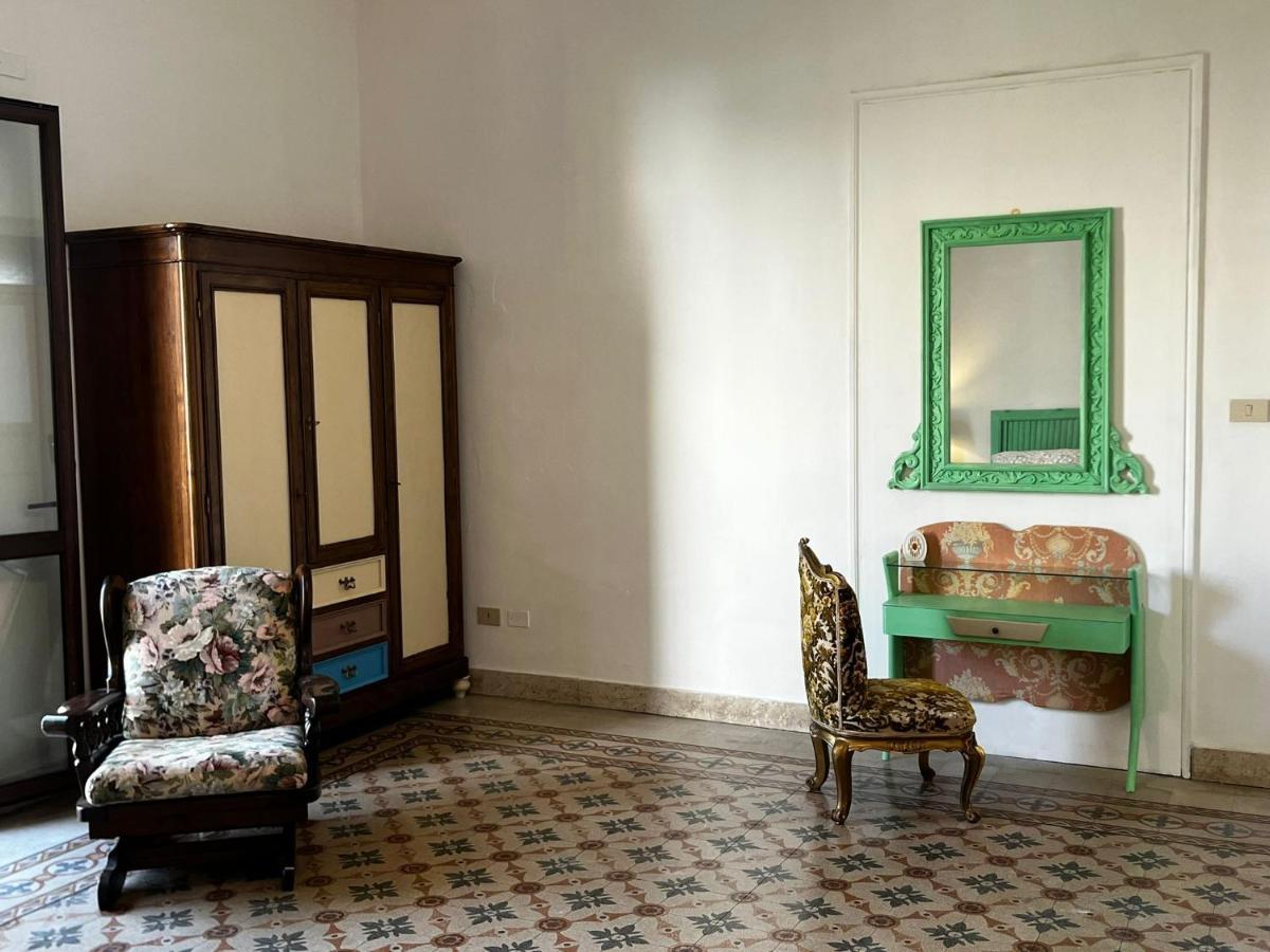 Mille Lire Peppe'S Home Palermo Eksteriør bilde