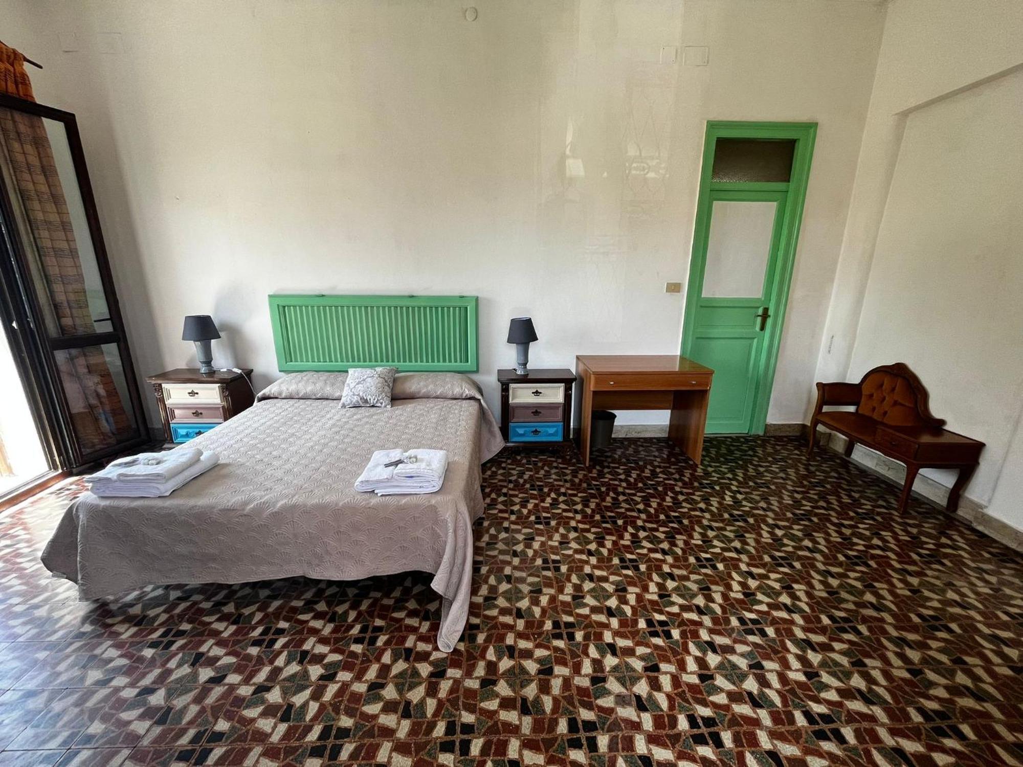 Mille Lire Peppe'S Home Palermo Eksteriør bilde