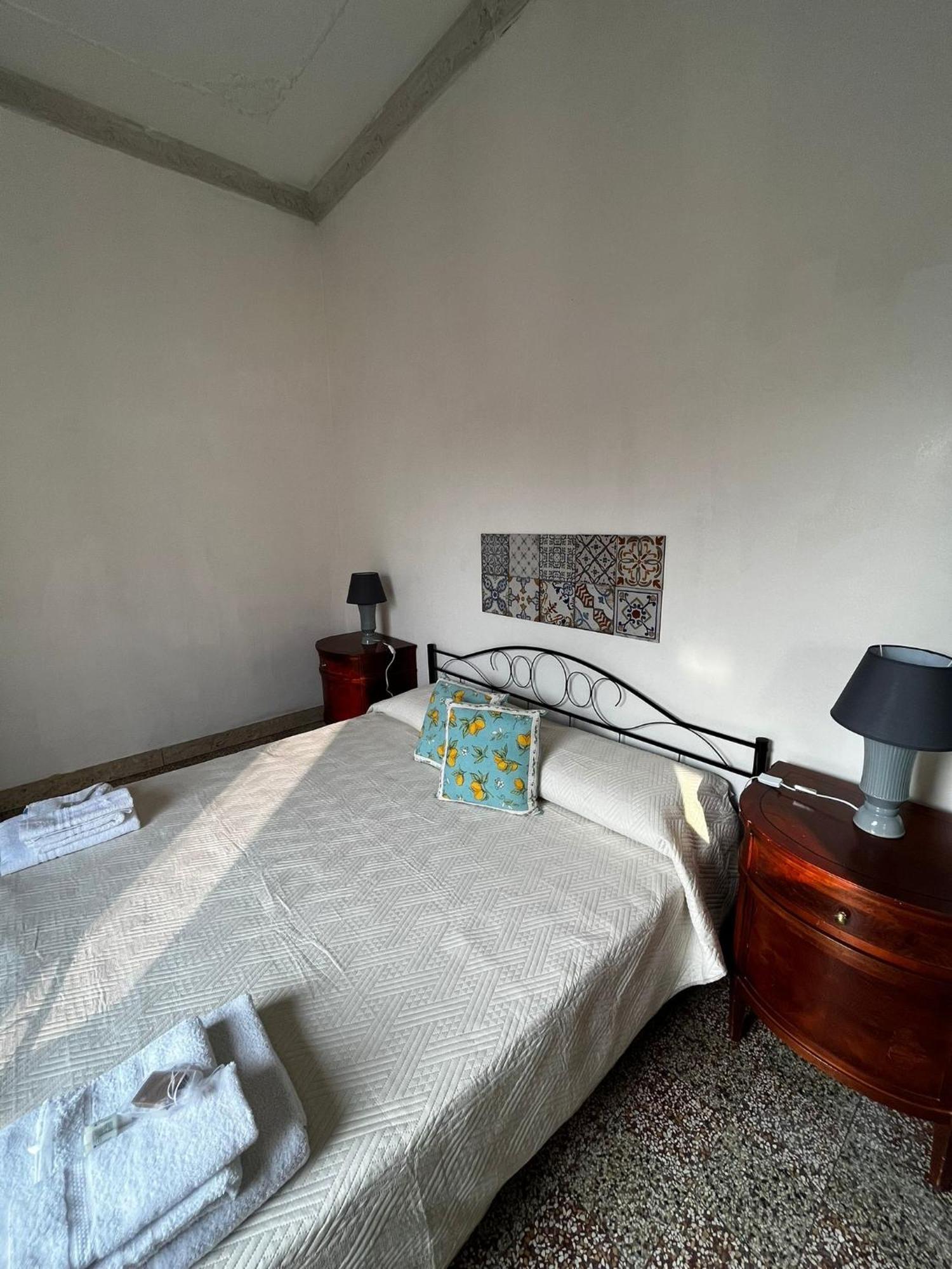 Mille Lire Peppe'S Home Palermo Eksteriør bilde